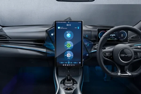 BYD-Adaptive-Rotating-Touch-Screen